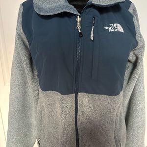 North Face women’s Sz S Denali fleece zip jacket blue gray